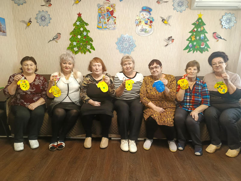 Новогодняя рукавичка.