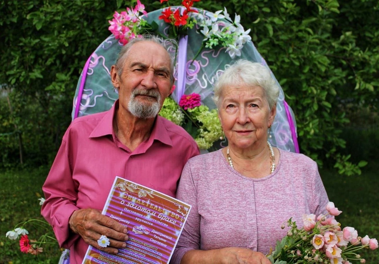 «О любви, что длиною в жизнь»: семья Дмитриевых!