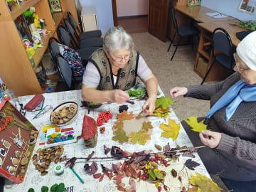 «Очумелые ручки» из природного материала.