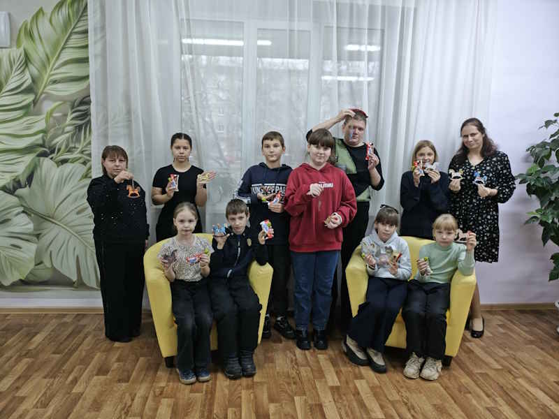 Новый Год к нам мчится, скоро все случится